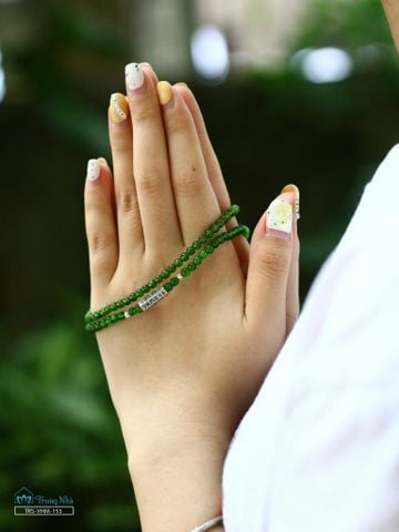Vòng Diopside 4 li cuốn 3 mix trụ Om mani padme hum bạc-xh2 ( vhm 153)