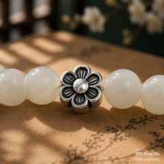 Vòng Ngọc hoà điền mix charm bạc Om mani ( TRS VHM 018 )