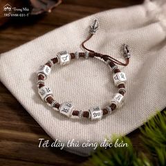 Vòng tết dây siêu biến chú khắc Om mani padme hum ( TRS VHM 031 )