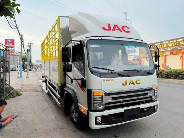  (New) XE TẢI JAC N750 PLUS E5 7.4 TẤN THÙNG NHÔM DÀI 6.2M 