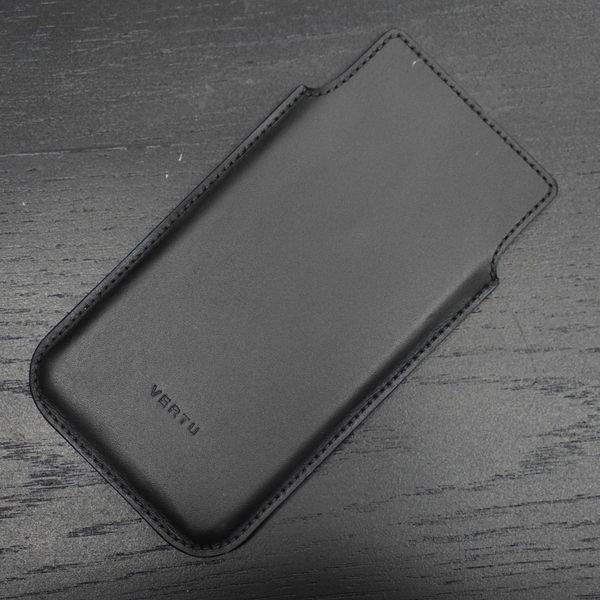  Bao da bê Pháp cho IVertu màu đen-đỏ đô Bentley (dọc) 