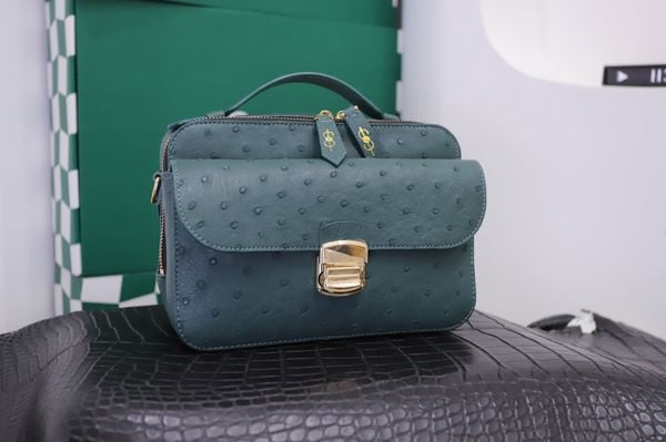  clutch đà điểu xanh lục bảo 