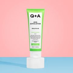 Q+A Tẩy da chết AHA Exfoliator Body Scrub 250ml