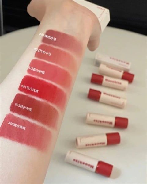 Son Bùn kem lì Mooekiss Soft Matte Lip #06