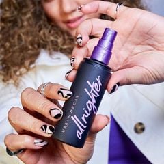 Xịt khóa nền Urban Decay All Nighter long lasting makeup setting spray lâu trôi 118ml