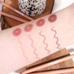 CHÌ KẺ VIỀN MÔI CLIO VELVET LIP PENCIL #05-