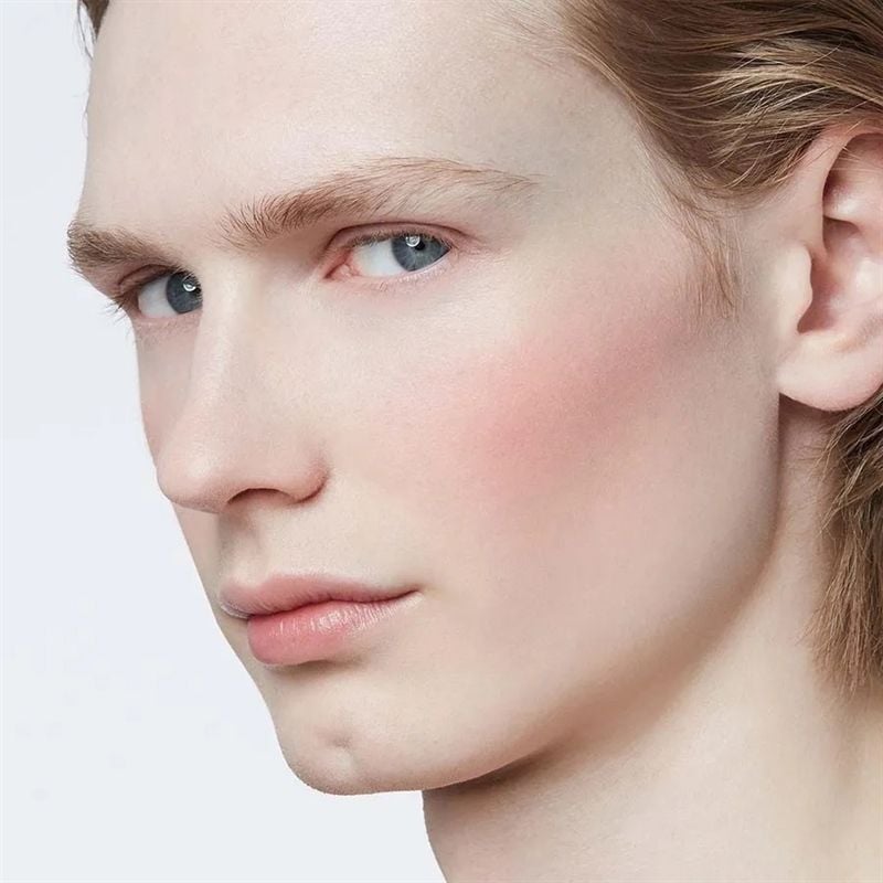 Phấn Má Gucci Blush De Beauté Silky Rose #01 Màu Hồng 5.5