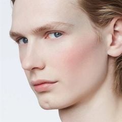 Phấn Má Gucci Blush De Beauté Silky Rose #01 Màu Hồng 5.5