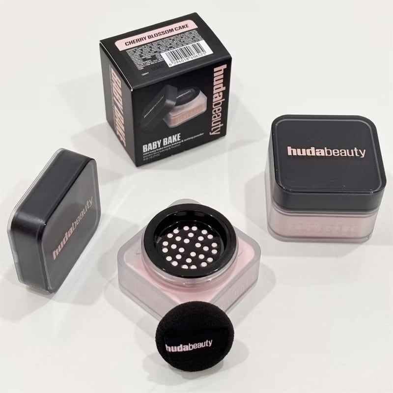 Phấn phủ bột Huda Beauty Easy Bake Loose Baking & Setting Powder 20g