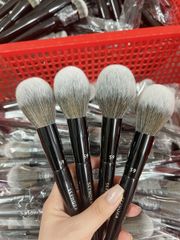 Cọ trang điểm phấn phủ cán dài XiXi #59