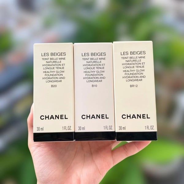 Kem Nền CHANEL Les Beiges Healthy Glow Foundation #B20