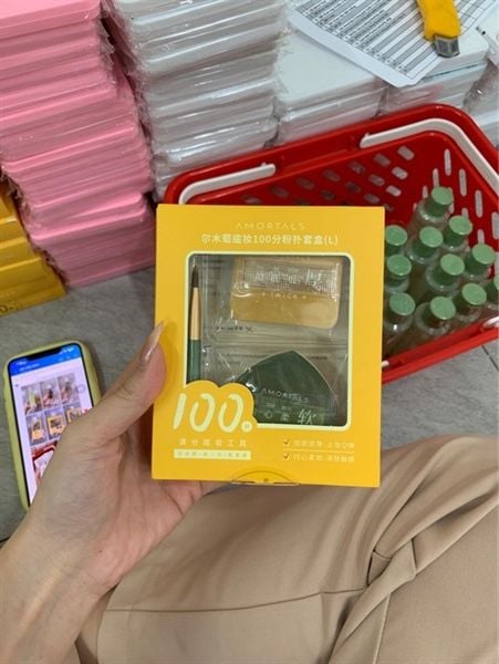 Mút Trang điểm amortals siêu mềm xanh/vàng size L