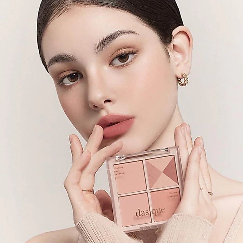 Má hồng Dasique blending mood cheek # 04 Beige knit