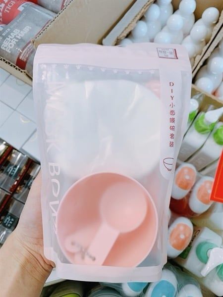 Bát trộn mặt nạ