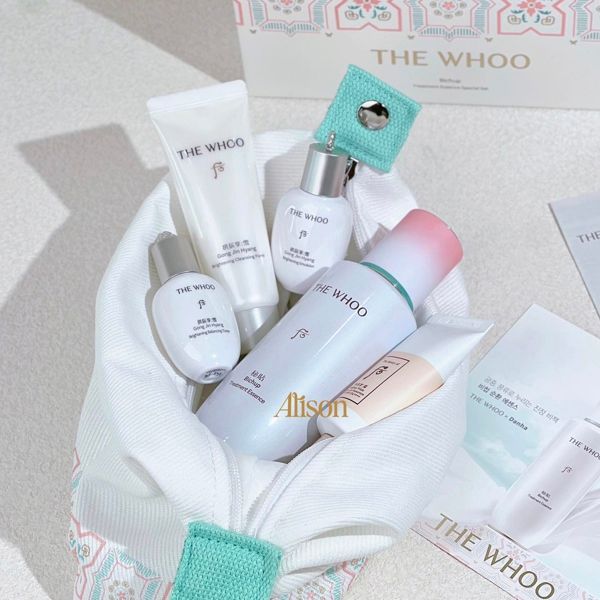 COMBO THE Whoo Bichup Treatment Essence Special Set 5 Món gồm Essence 130ml+sữa dưỡng 20ml+toner 20ml+srm 40ml+son dưỡng