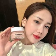 Kem lười nâng tone Treechada cream makeup