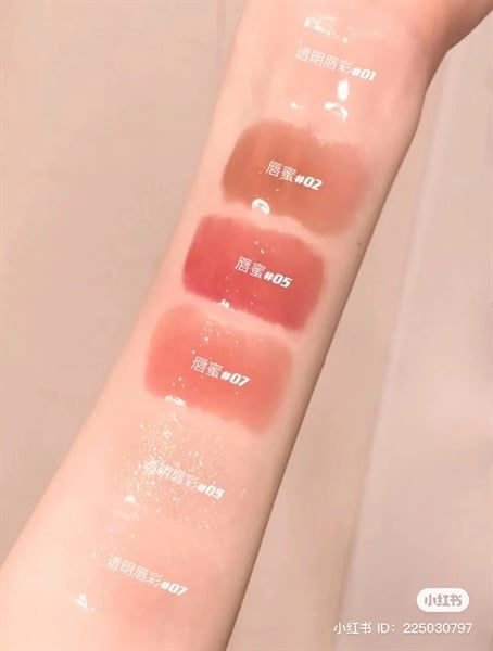 Son bóng Sephora oustrageous plump effect #08-sparkling down