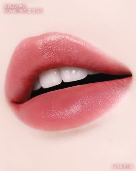 Son Dưỡng Yves Saint Laurent YSL Lovenude Blusher #04-red-handed
