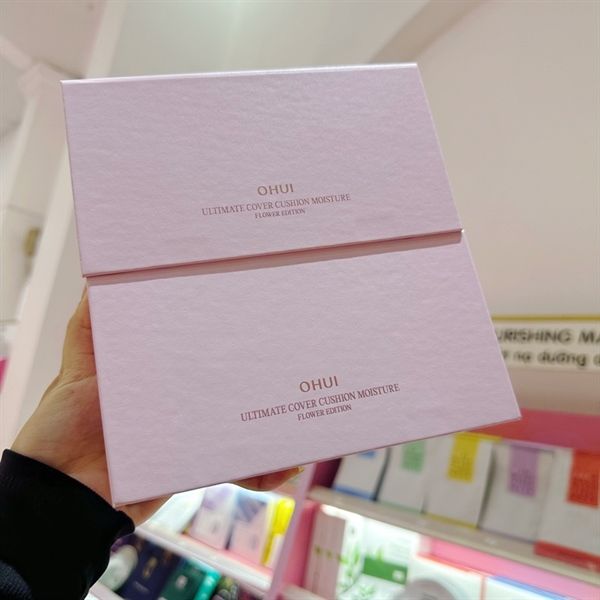 Set Cushion Ohui Ultimate Cover Cushion Moisture SPF50+ PA+++ 15gx3 - Flower Edition 2025 #01 Milk Beige (1 Hộp + 2 Lõi)