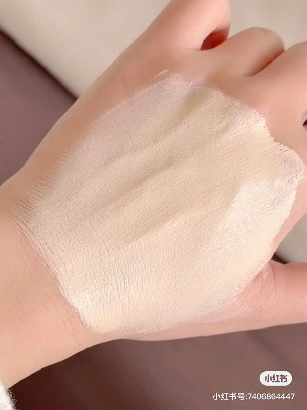 Kem nền Clarins double serum foundation #LC1