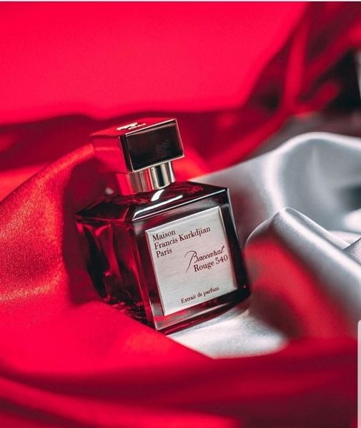 Nước Hoa Unisex Maison Francis Kurkdjian Baccarat Rouge 540 Extrait De Parfum 70ml