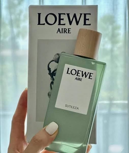 Nước Hoa Nữ Loewe Aire Sutileza EDT 100ml