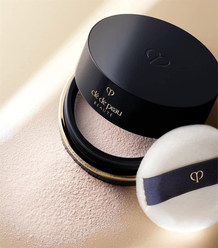 Phấn phủ dạng bột Clé De Peau Beauté Translucent Loose Powder New (1 Light)