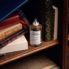 [chiết 10ml] Maison Margiela Replica Whispers in the Library EDT