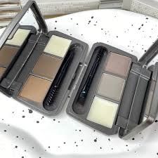 Kẻ Mày Dạng Bột GOGO TALES 3 Ô Kèm Sáp Định Hình #G01