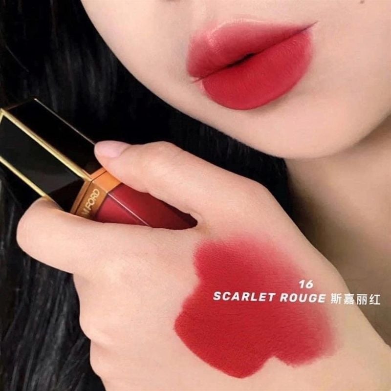 Son Kem Tom Ford Liquid Lip Luxe Matte 16 Scarlet Rouge – Màu Đỏ Thuần