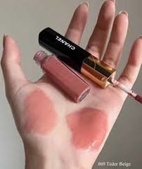 Son Kem Chanel Le Rouge Duo Ultra Tenue Ultrawear Liquid #69