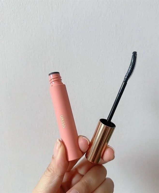Mascara Ukiss Cong Mi, Lâu Trôi Fireworks Eyelashes Base 5g Màu 01
