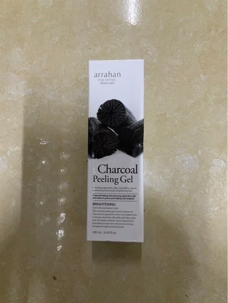 Tẩy da chết Arrahan than hoạt tính 180ml