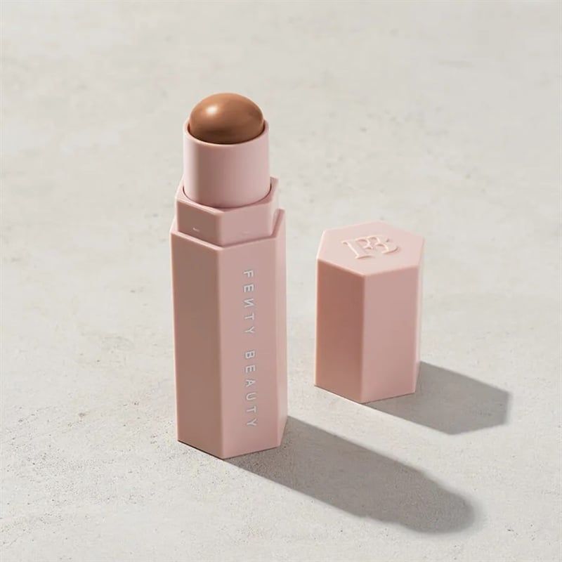 Tạo Khối Dạng Thỏi Fenty Beauty By Rihanna Match Stix Matte Contour Skinstick 03 Mocha