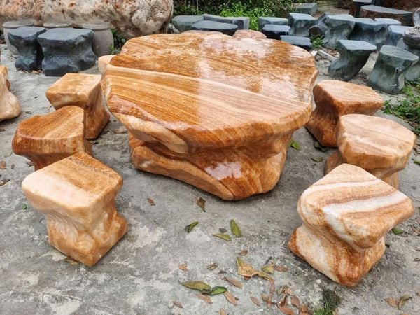 Bộ bàn ghế đá tự nhiên đá can xít vàng (thạch anh non) tự nhiên nguyên khối