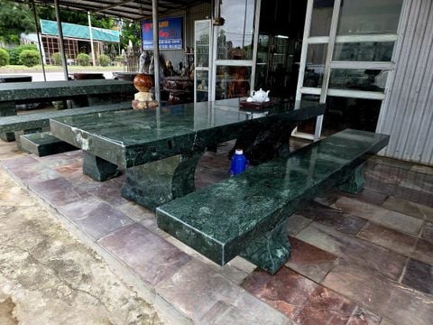 Bộ bàn ghế đá tự nhiên, bàn ghế đá nguyên khối, Bộ bàn ghế đá băng đá xanh ngọc Ấn Độ tự nhiên