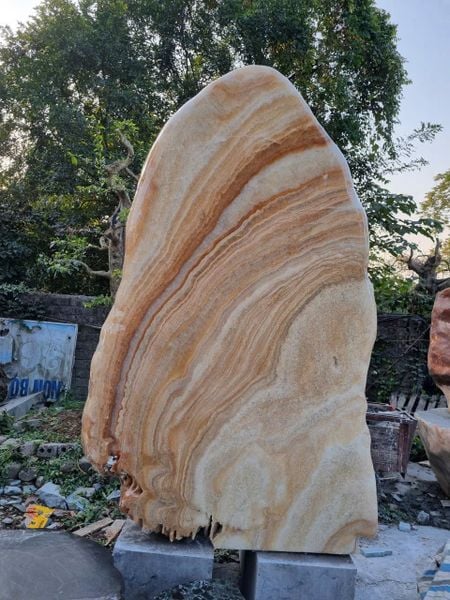 Viên đá thạch anh non (can xit) chất đá phong thủy, vân màu tự nhiên