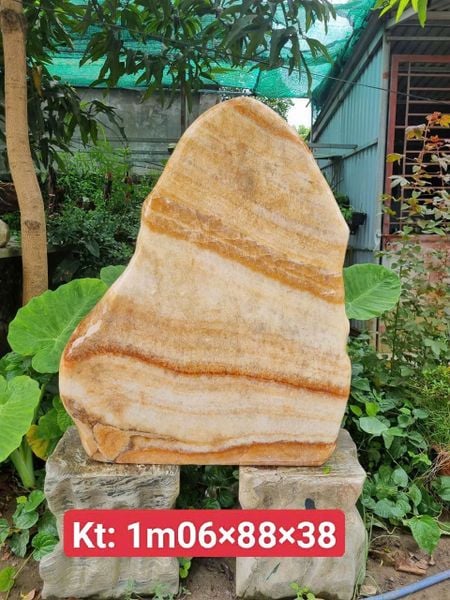 Đá phong thủy tự nhiên nguyên khối – Đá Canxit vàng Thanh Hóa
