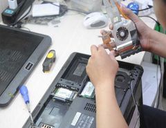 Địa điểm sửa laptop uy tín hcm