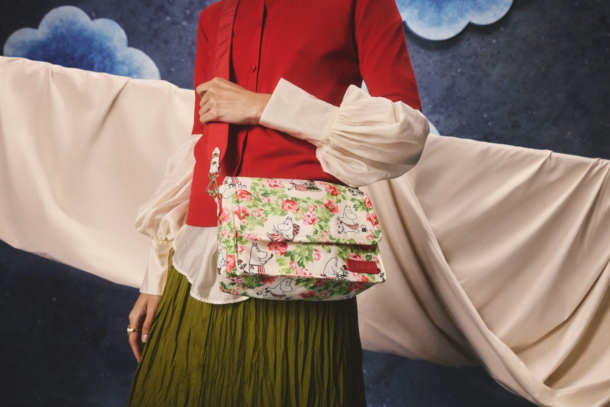  Túi đeo chéo/Crossbody - Moomin Mamma - Red/Ecru - AR8398 