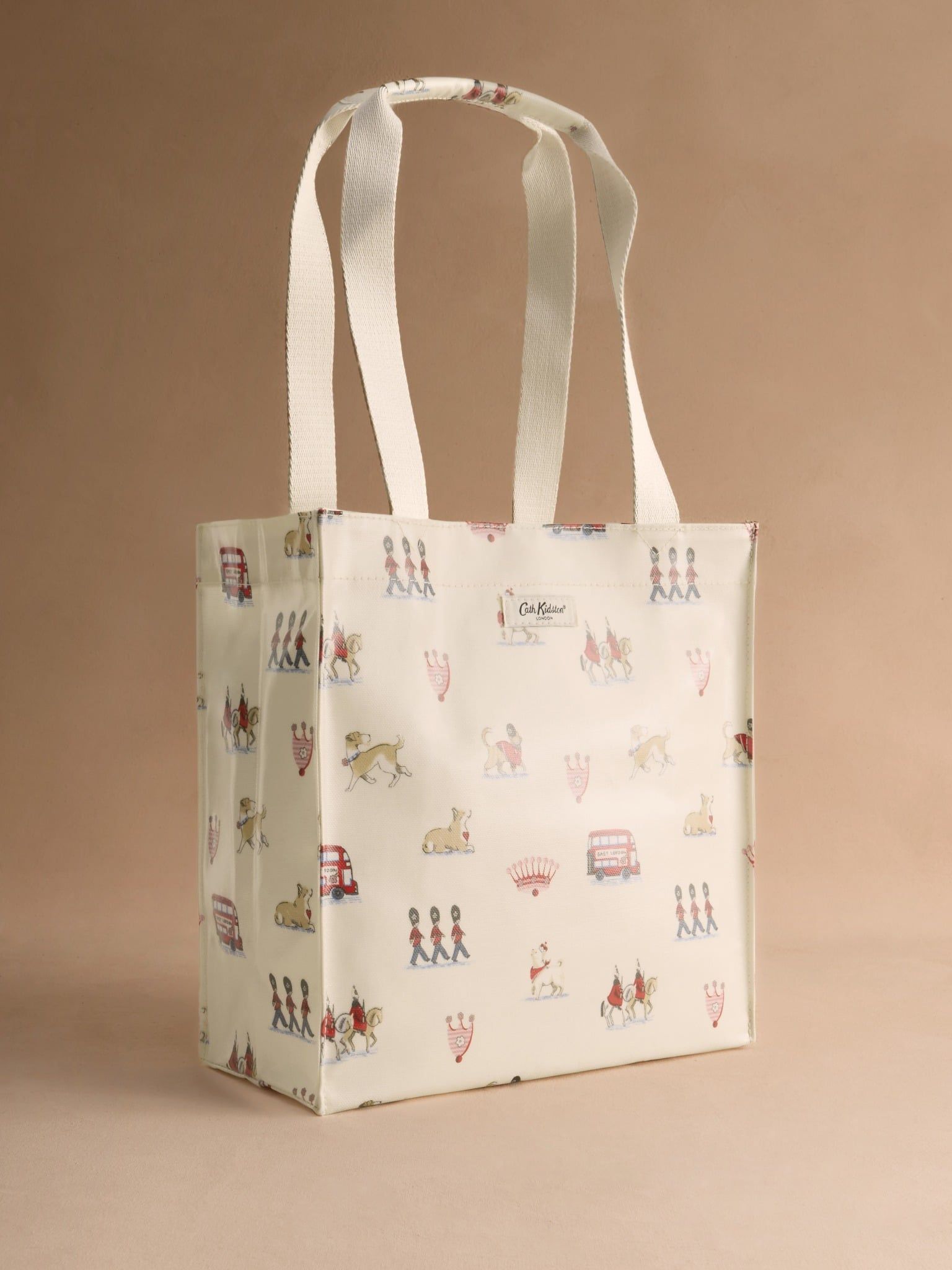  Túi đeo tay Cath Kidston Medium Bookbag Stanley in London - H69571 