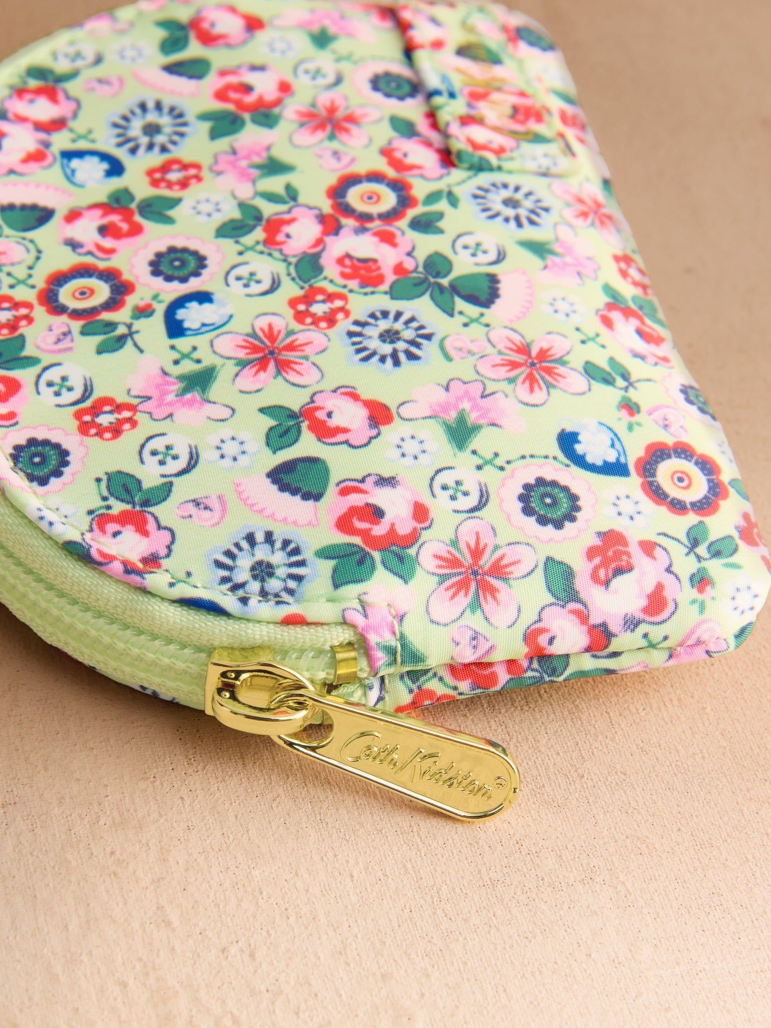  Ví nữ/ Cath Kidston Pearly Queen Ditsy - H69627 