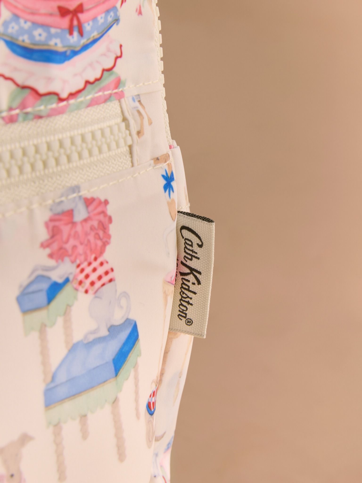  Balo Cath Kidston Foldaway Backpack Hackney Dogs - W76096 