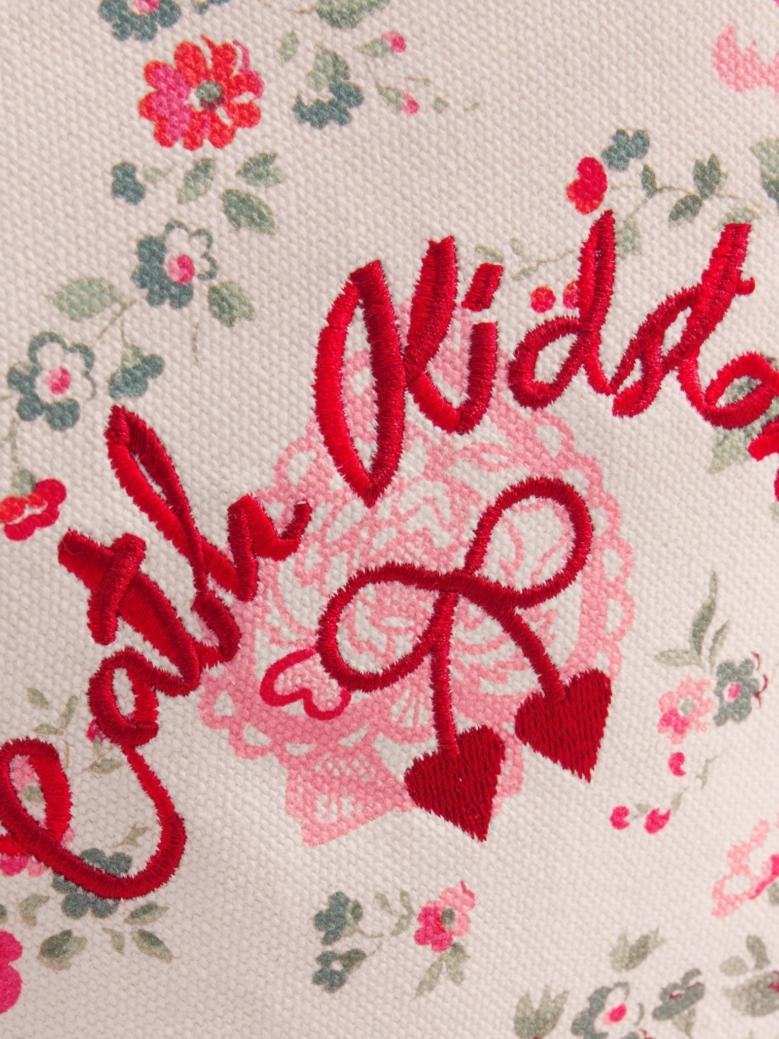 Túi đeo chéo Cath Kidston Trapezium X-Body Hackney Rose - W76333 