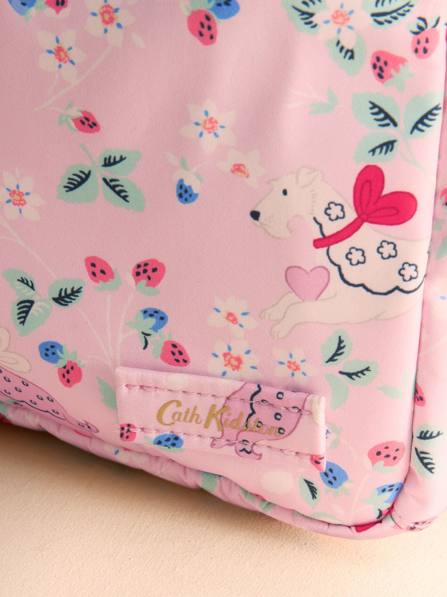  Balo Cath Kidston Compact Backpack Puppy Floral - W89823 