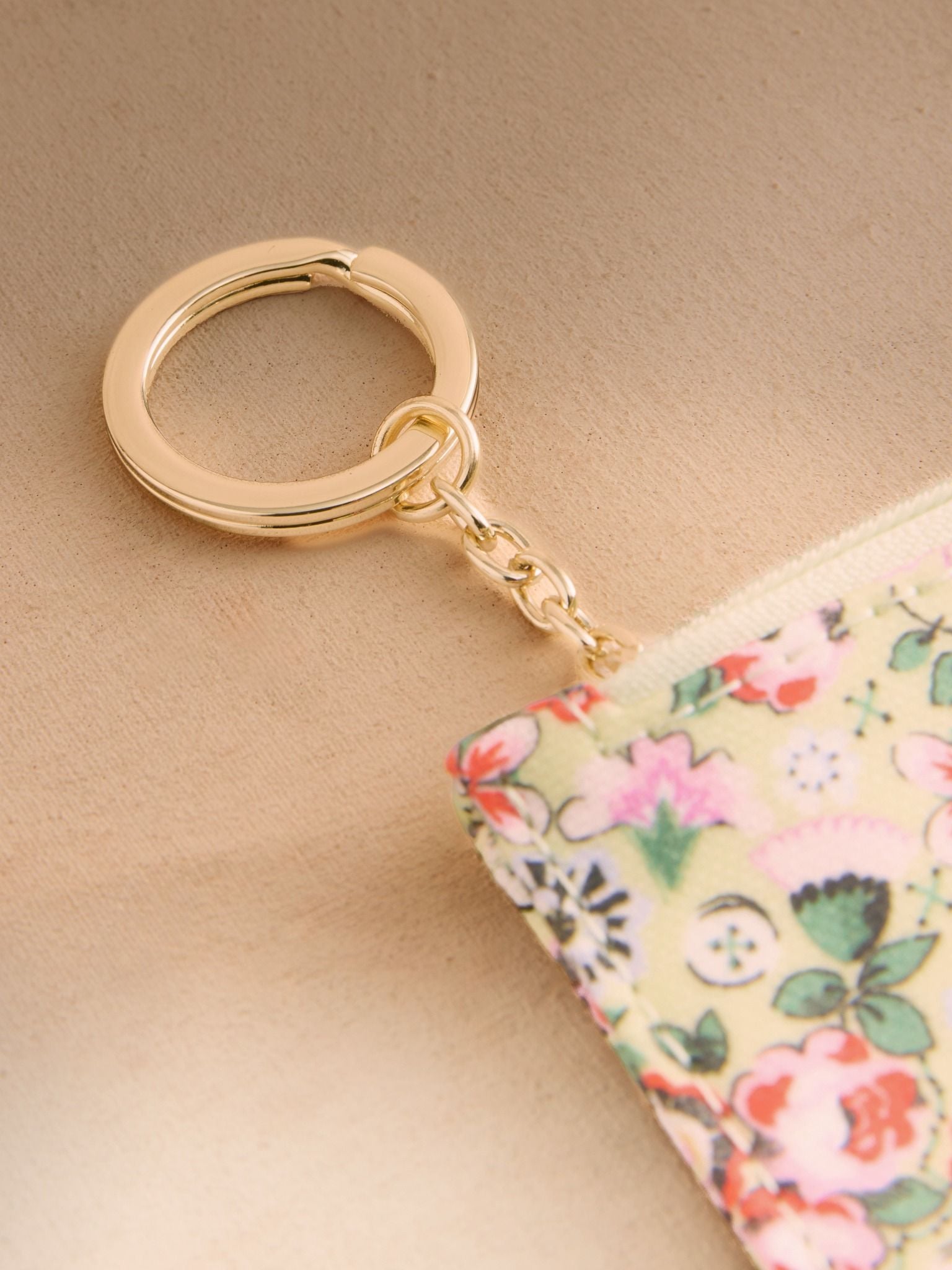  Ví nhỏ Cath Kidston Card & Coin Purse Pearly Queen Ditsy - W76499 