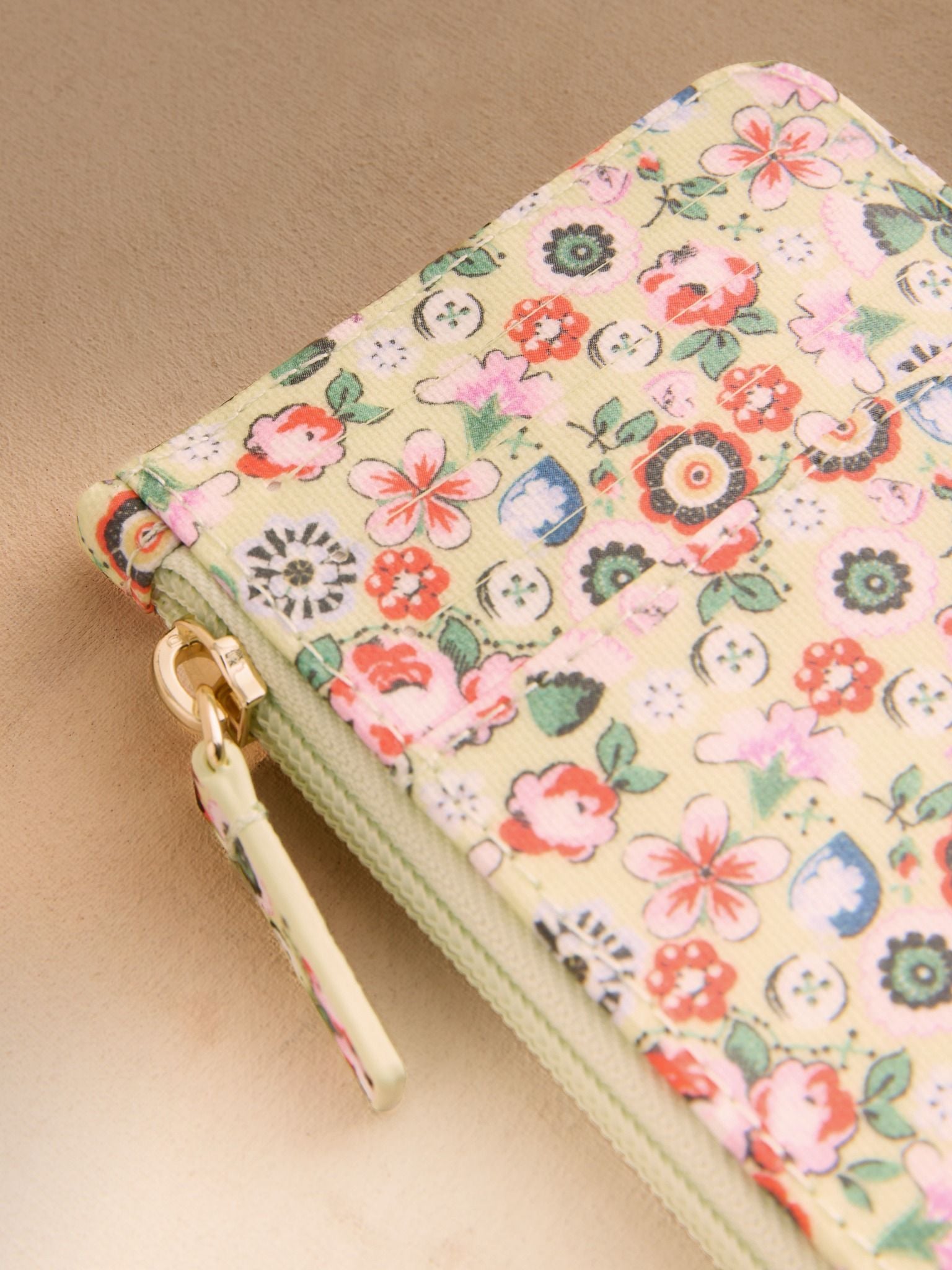  Ví nhỏ Cath Kidston Card & Coin Purse Pearly Queen Ditsy - W76499 