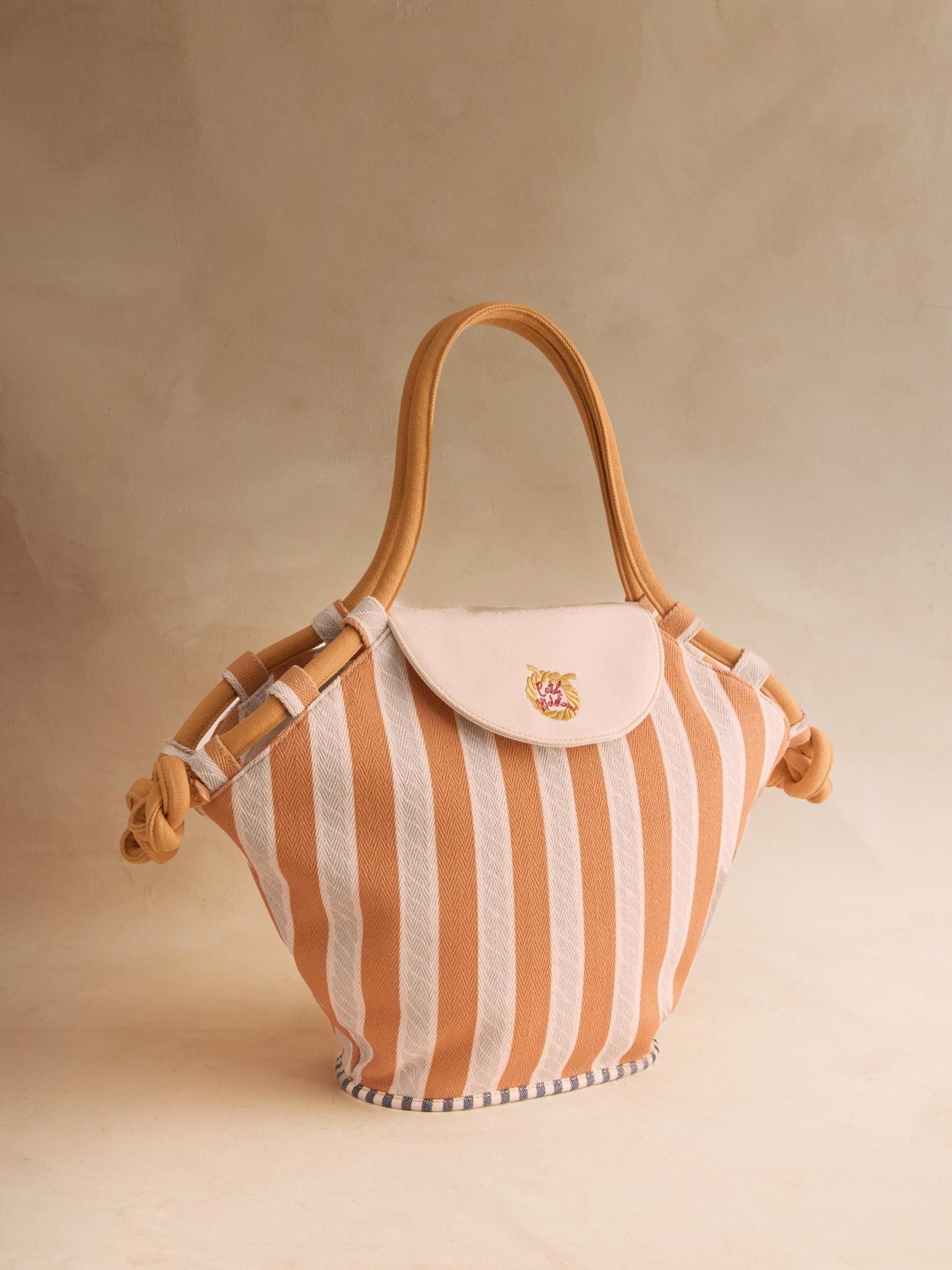 Túi Đeo Vai Cath Kidston Họa Tiết Rope Stripe G09444 
