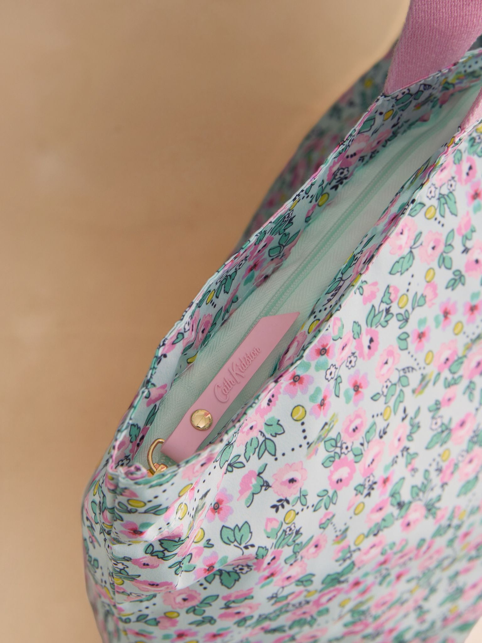  Túi Tote Gấp Gọn Cath Kidston Cỡ Lớn Họa Tiết Tennis Ditsy Y26726 