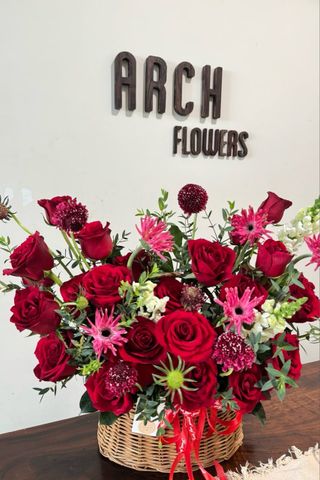 Giỏ Hoa Tone Đỏ A0407